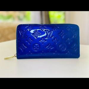 Louis Vuitton Monogram Zippy Wallet-New-Priced to Sell❗️
